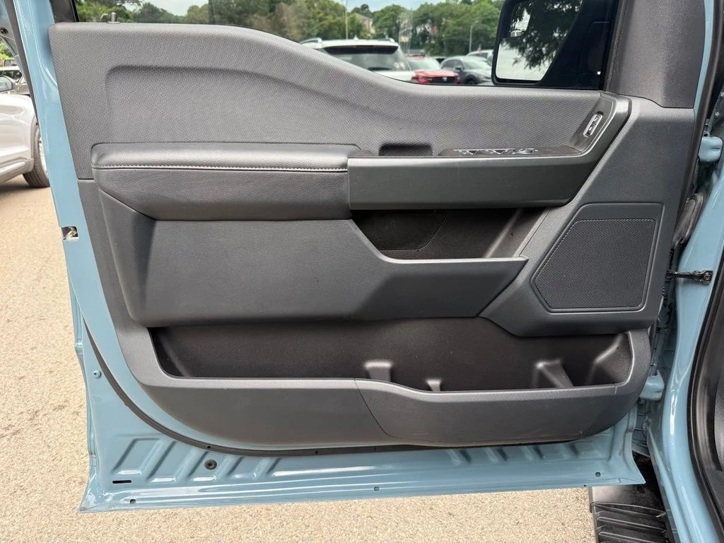 Used 2023 Blue Ford XL image 24
