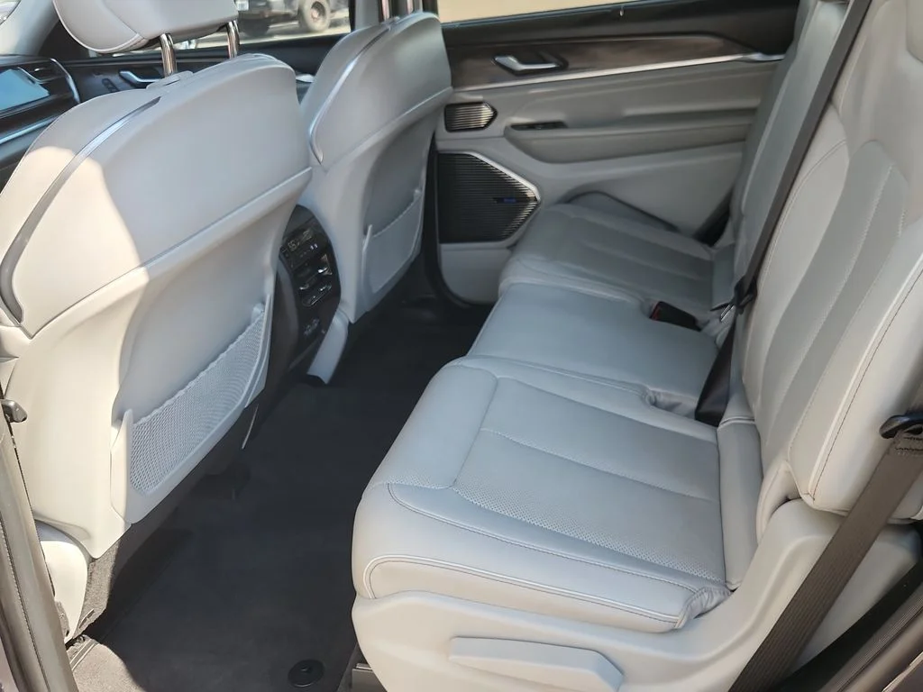 Used 2022 Gray Jeep Overland image 11