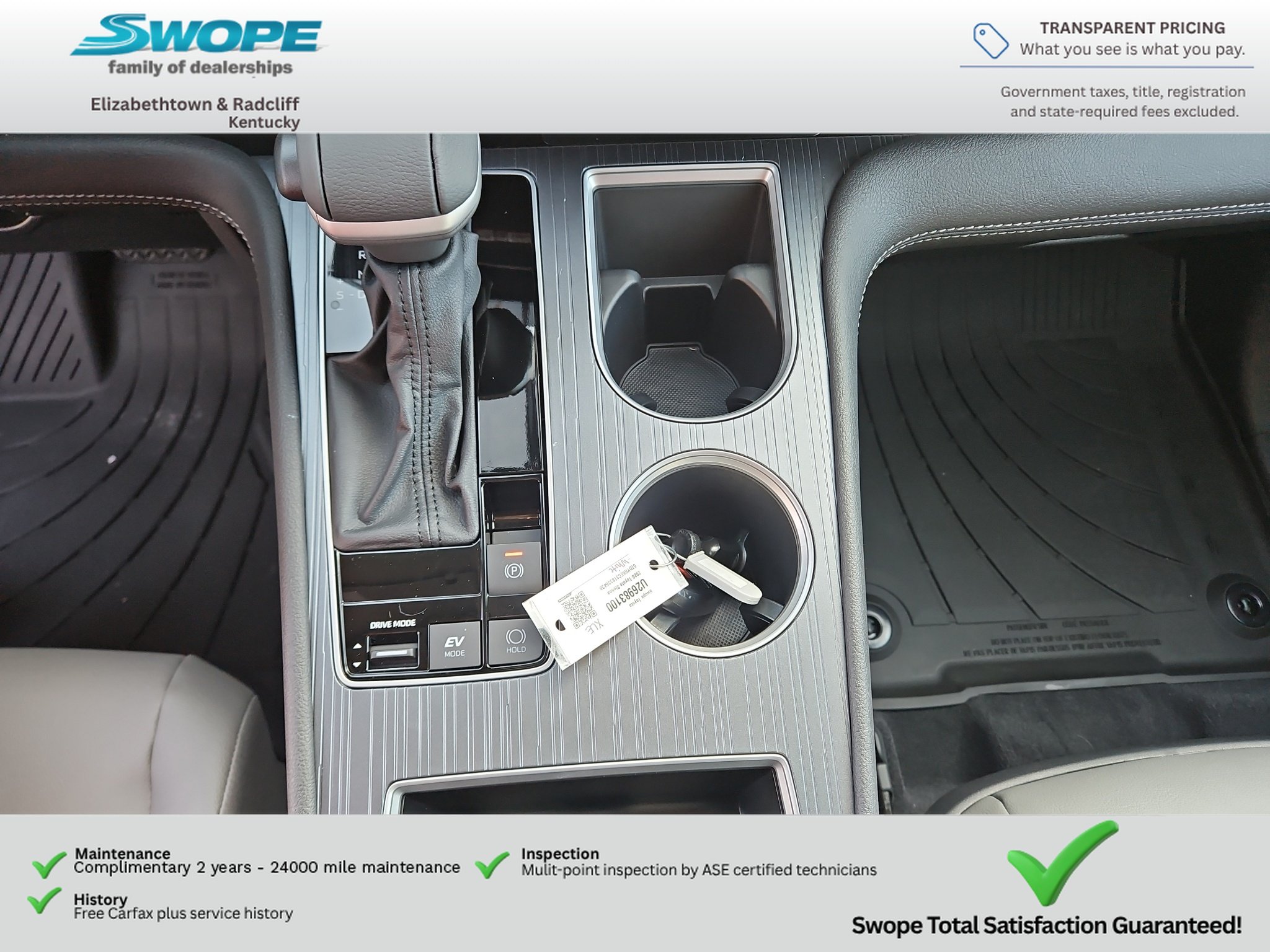 Used 2026 Wind Chill Pearl Toyota XLE image 26