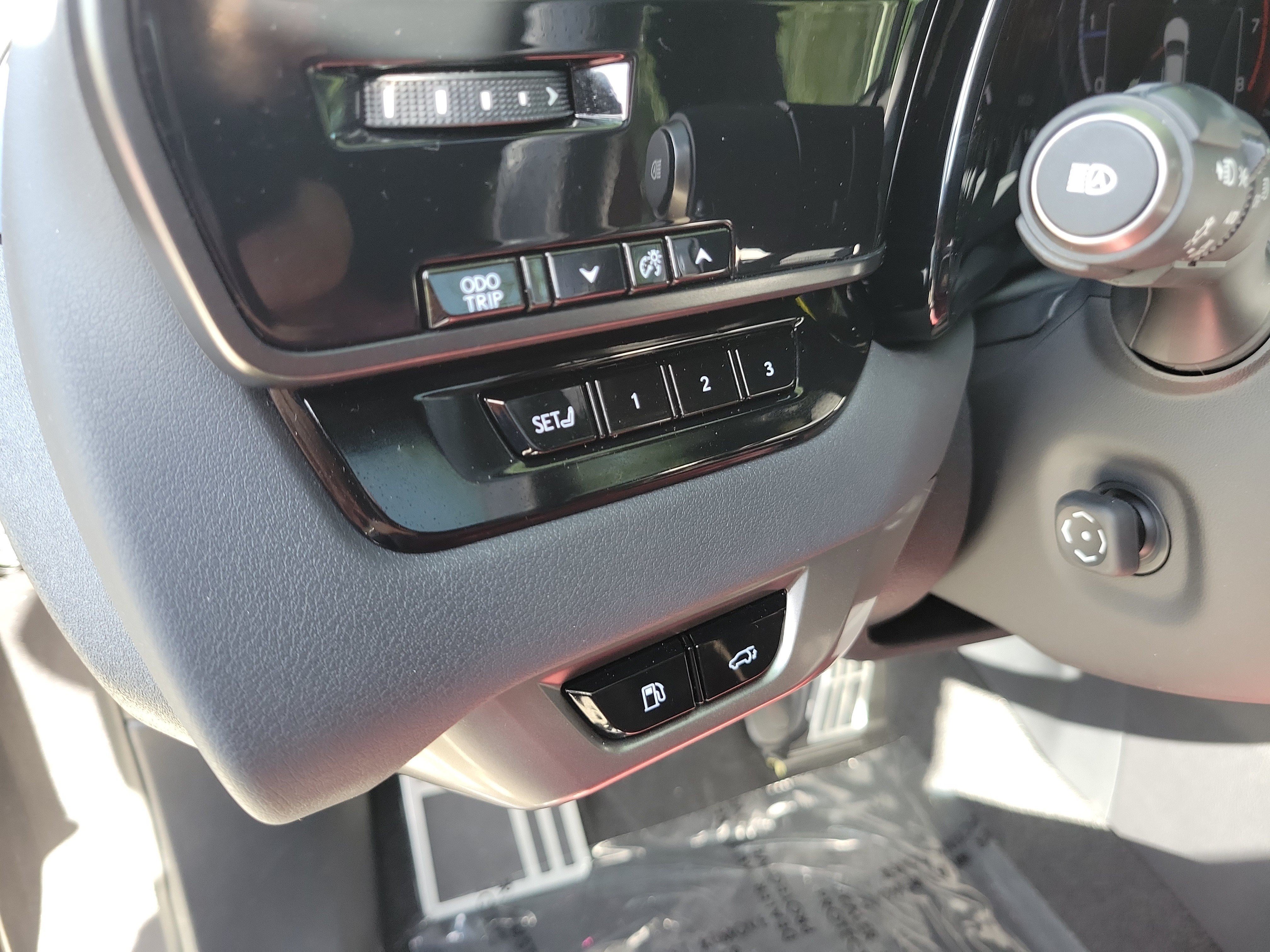 Used 2024 Gray Lexus RX 350 F SPORT Handling image 26