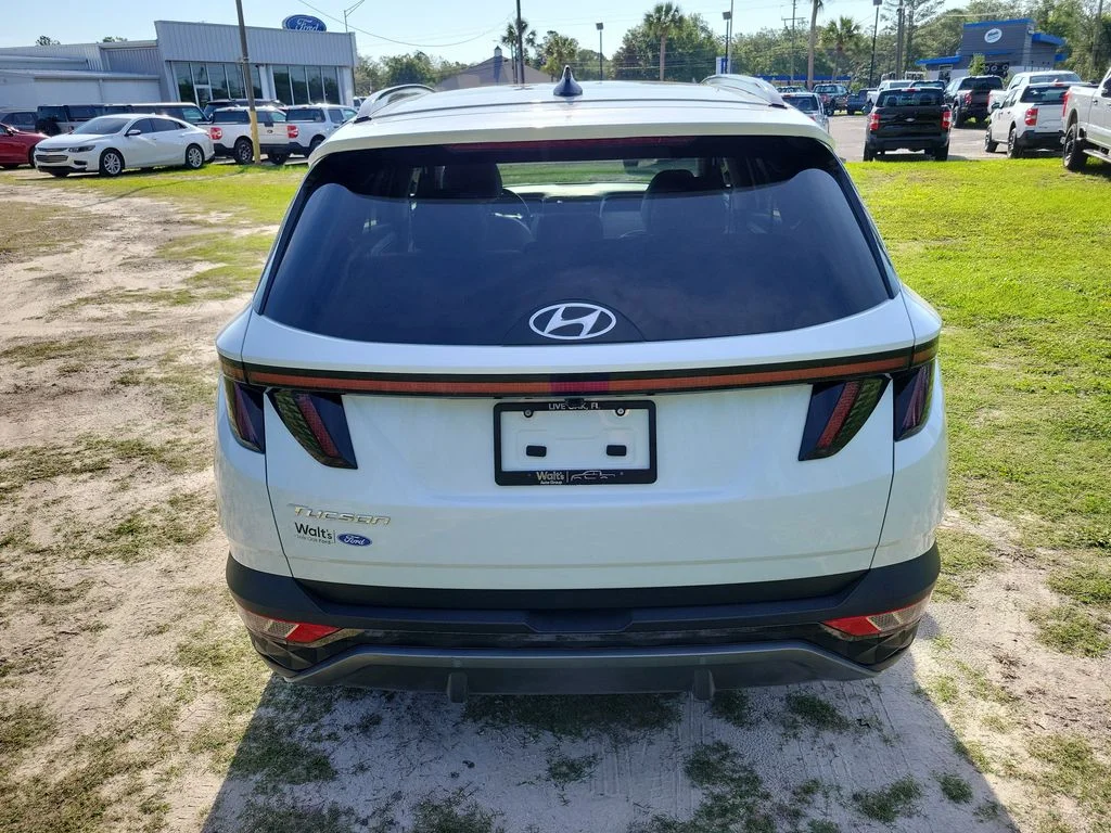 Used 2024 White Pearl Hyundai Limited image 9