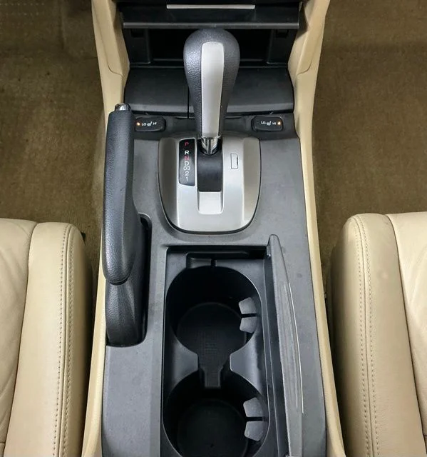 Used 2012 White Orchid Pearl Honda EX-L image 22