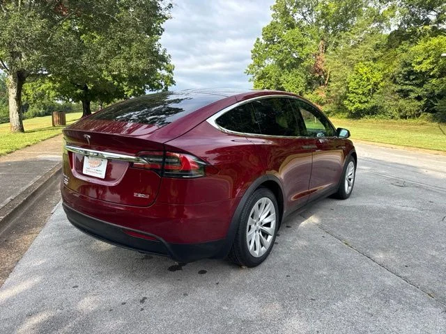 Used 2016 Red Tesla 90D image 8