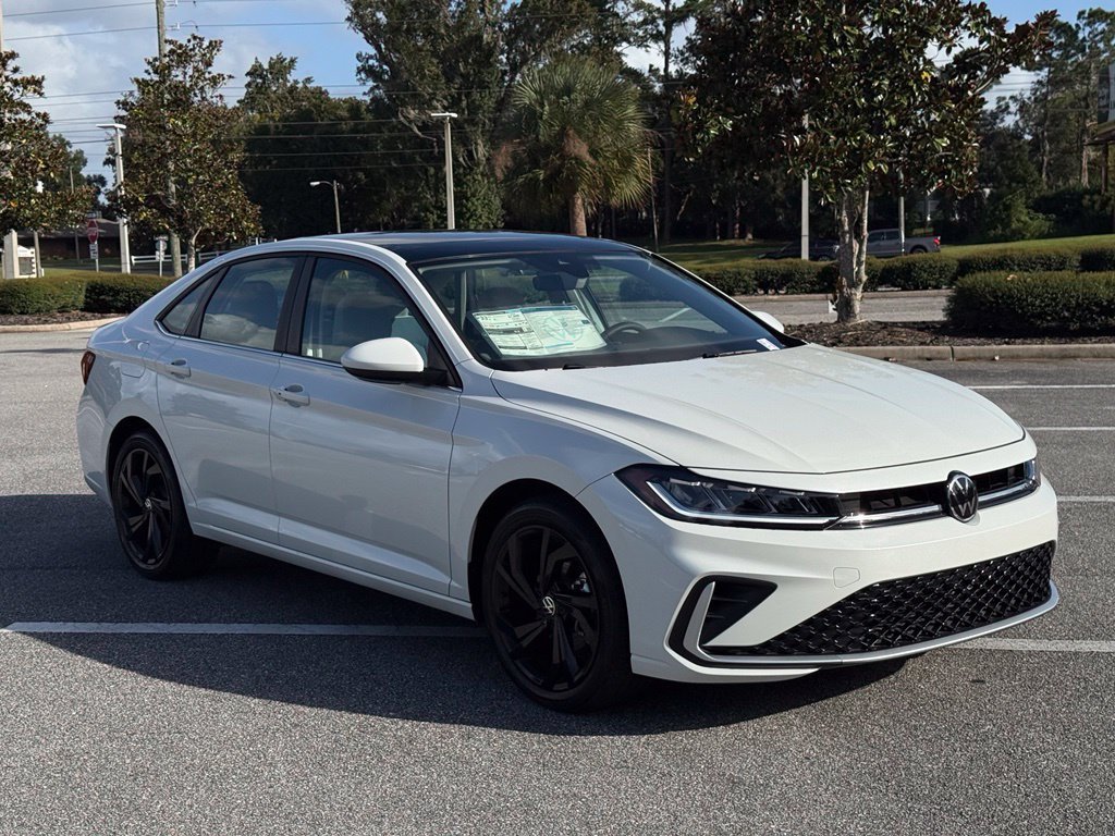 New 2026 Opal White Pearl Volkswagen 1.5T SE image 8