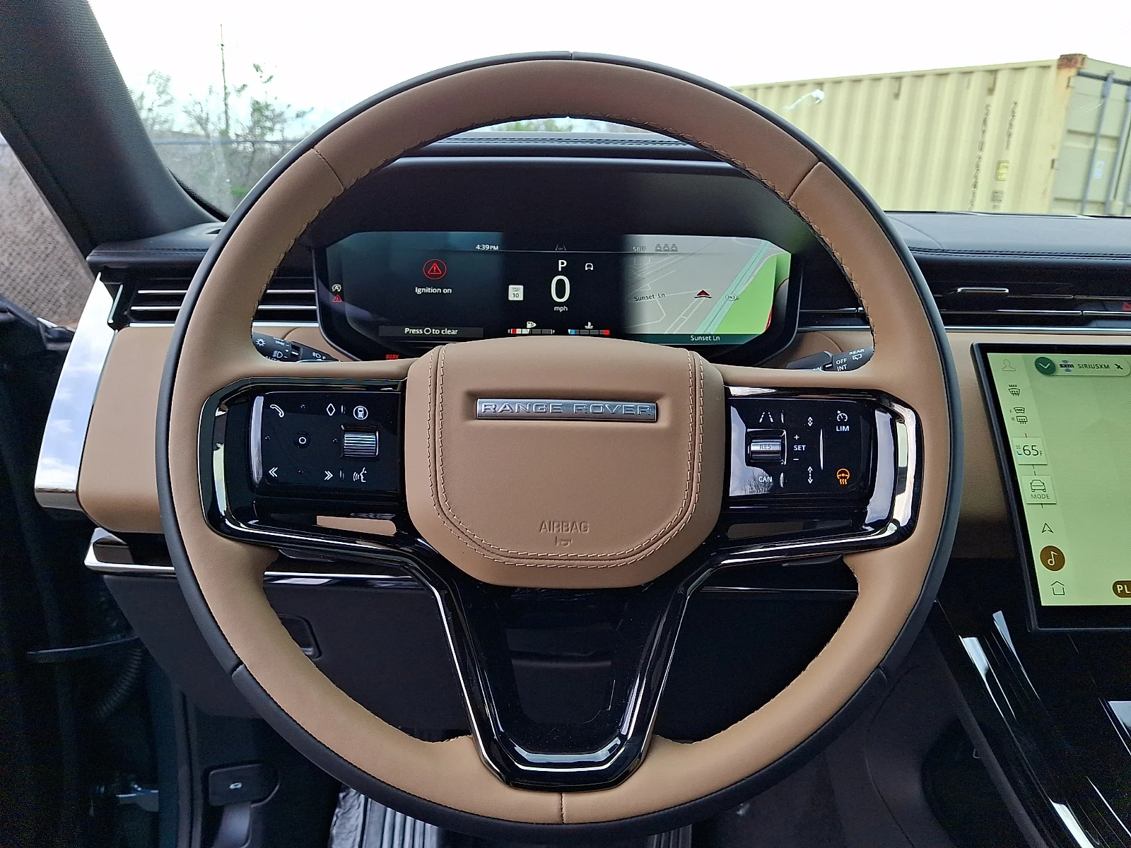New 2026 Giola Green Land Rover P400 Dynamic SE image 17