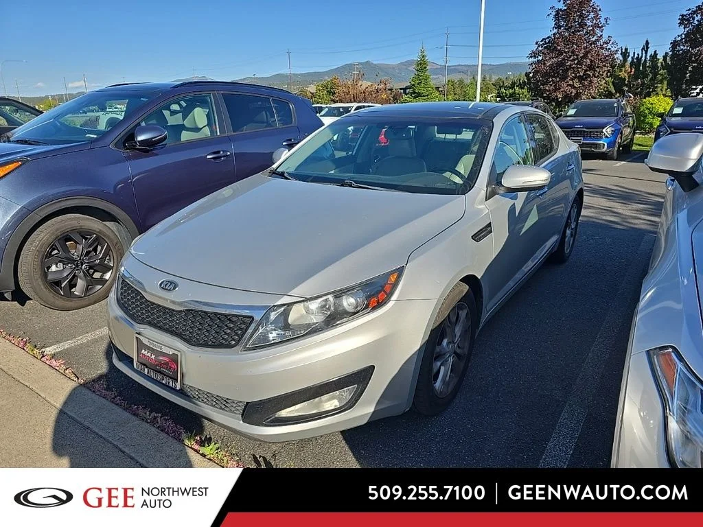 2012 Kia Optima EX AT's photo