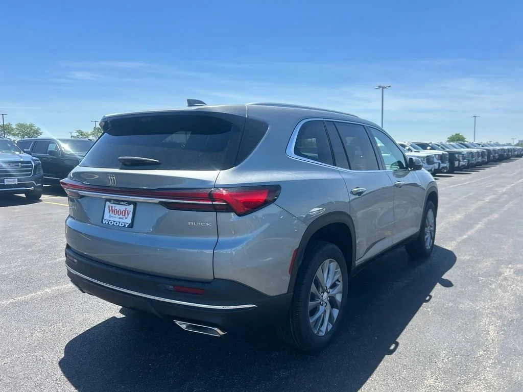 2026 Buick Enclave Preferred - Photo 8