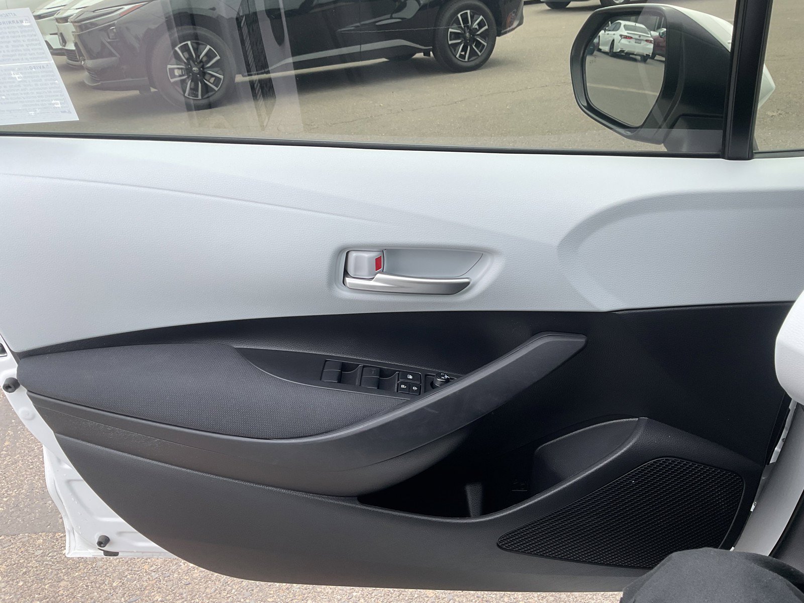 Certified Used 2026 Ice Toyota Hybrid SE image 10