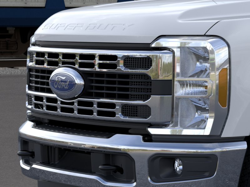New 2026 Oxford White Ford F-250® XLT image 17