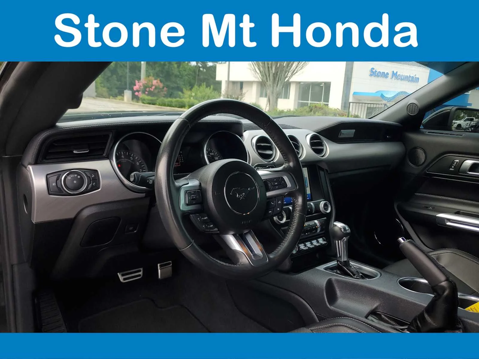 Used 2022 Shadow Black Ford GT Premium image 12