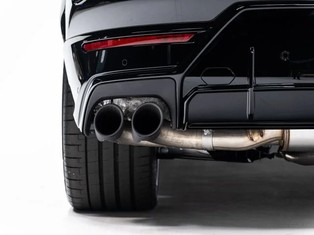 Used 2025 Black Lamborghini SE image 90