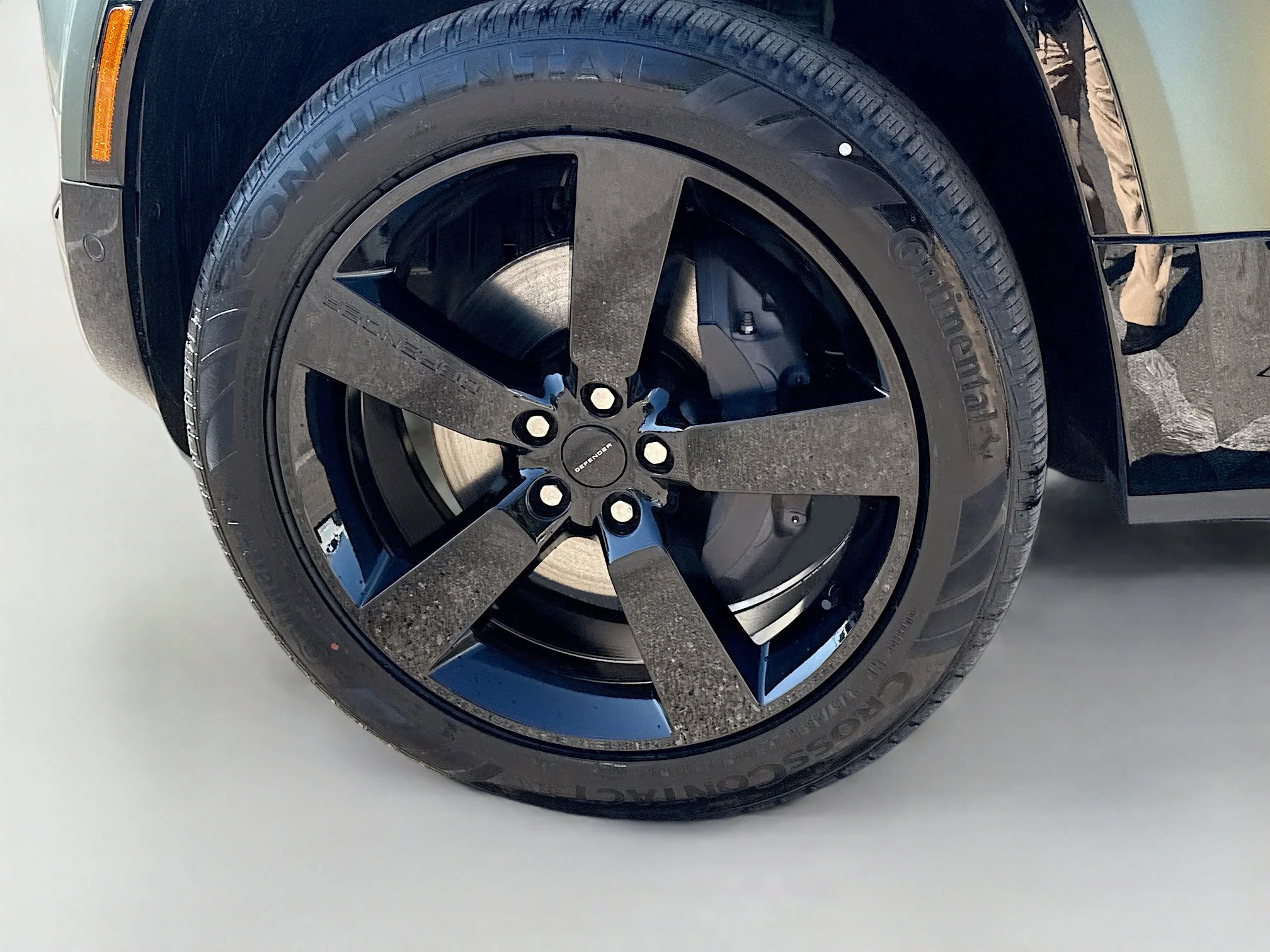 New 2026 Woolstone Green Metallic Land Rover X-Dynamic SE image 40