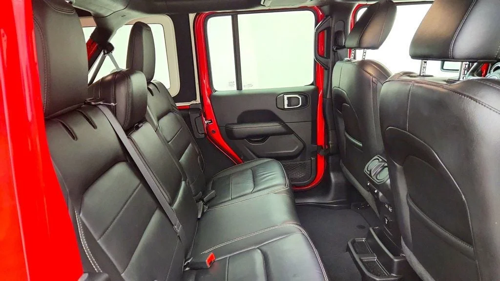 Used 2022 Firecracker Red Clearcoat Jeep Unlimited Sahara 4x4 w/ Hard Top, Selec-Trac & LED Lighting image 23