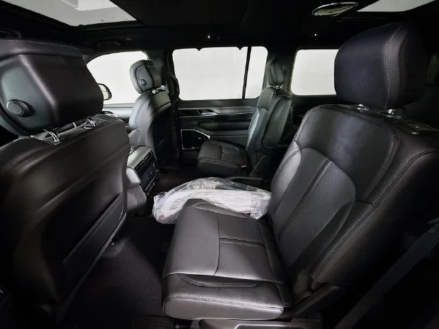 New 2026 Black Jeep Limited Reserve image 23