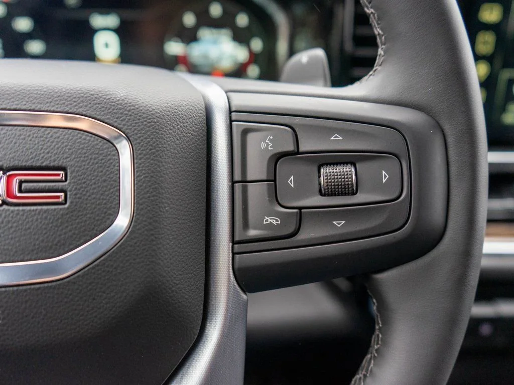 New 2026 Onyx Black GMC Elevation image 18