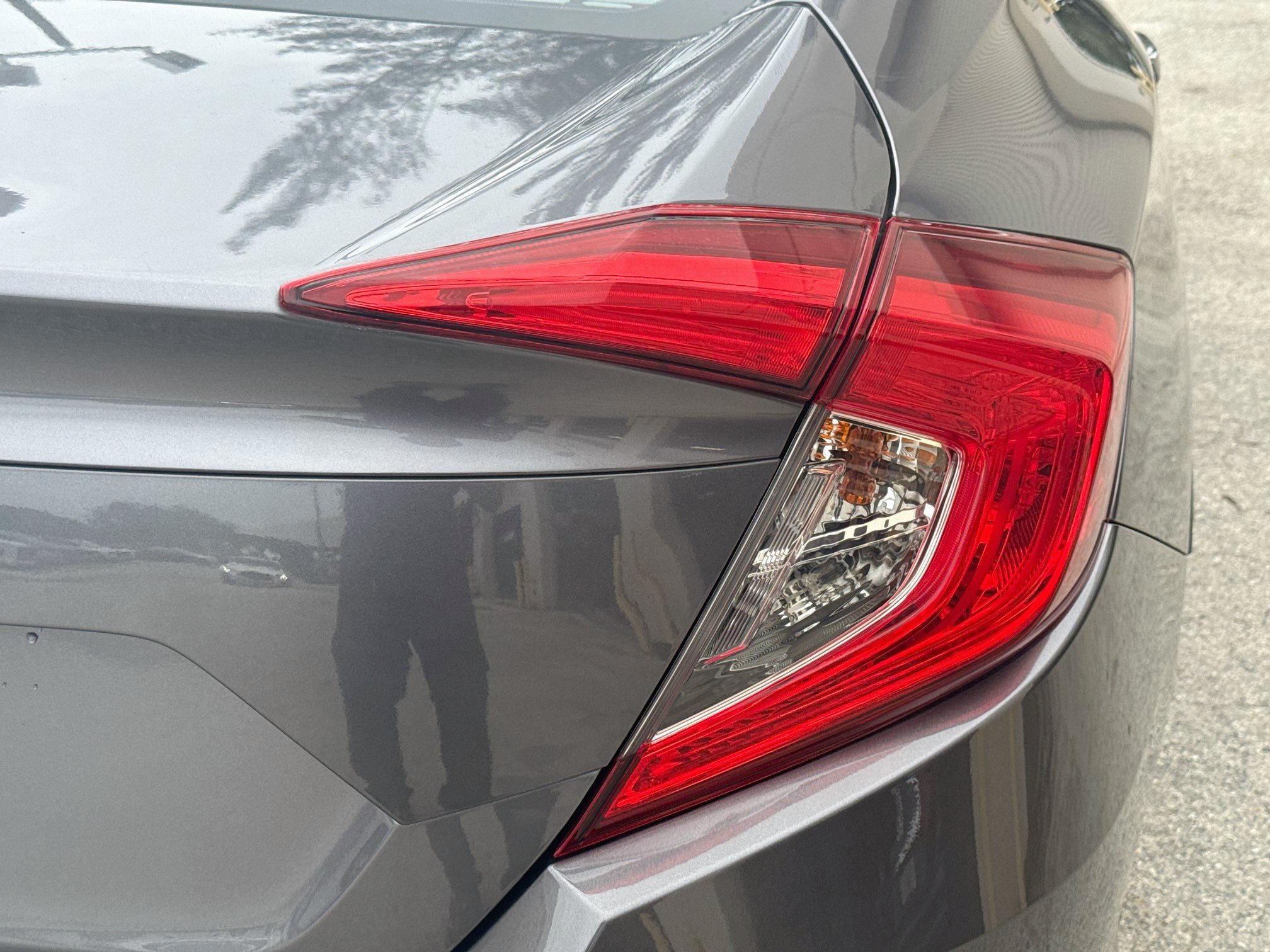Used 2019 Modern Steel Metallic Honda LX image 27