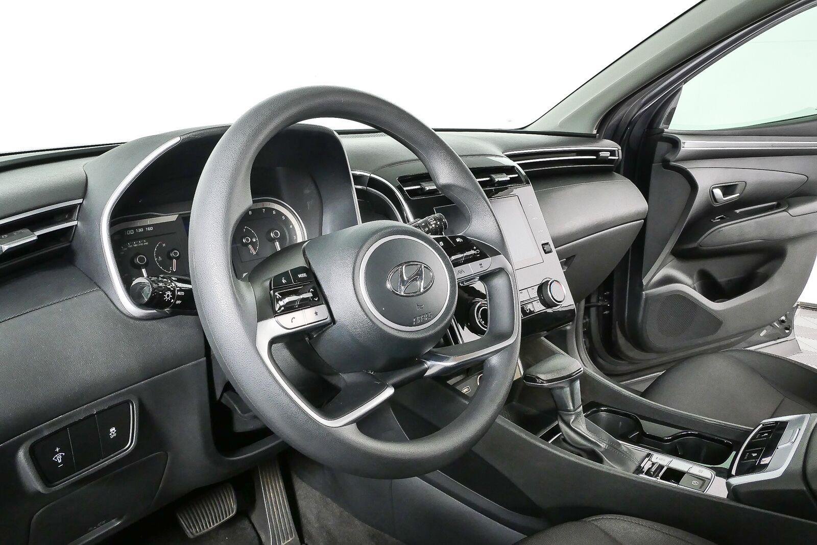 Used 2022 Portofino Gray Hyundai SEL image 4