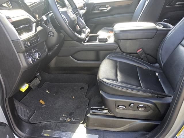 Used 2025 Silver GMC Denali image 3