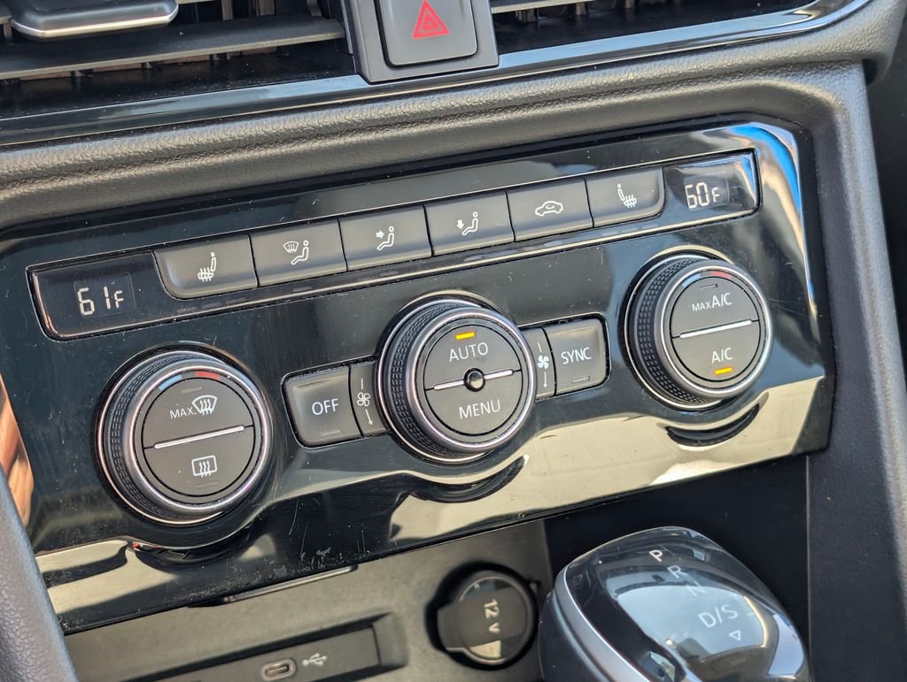 2024 Volkswagen Taos SE - Photo 25