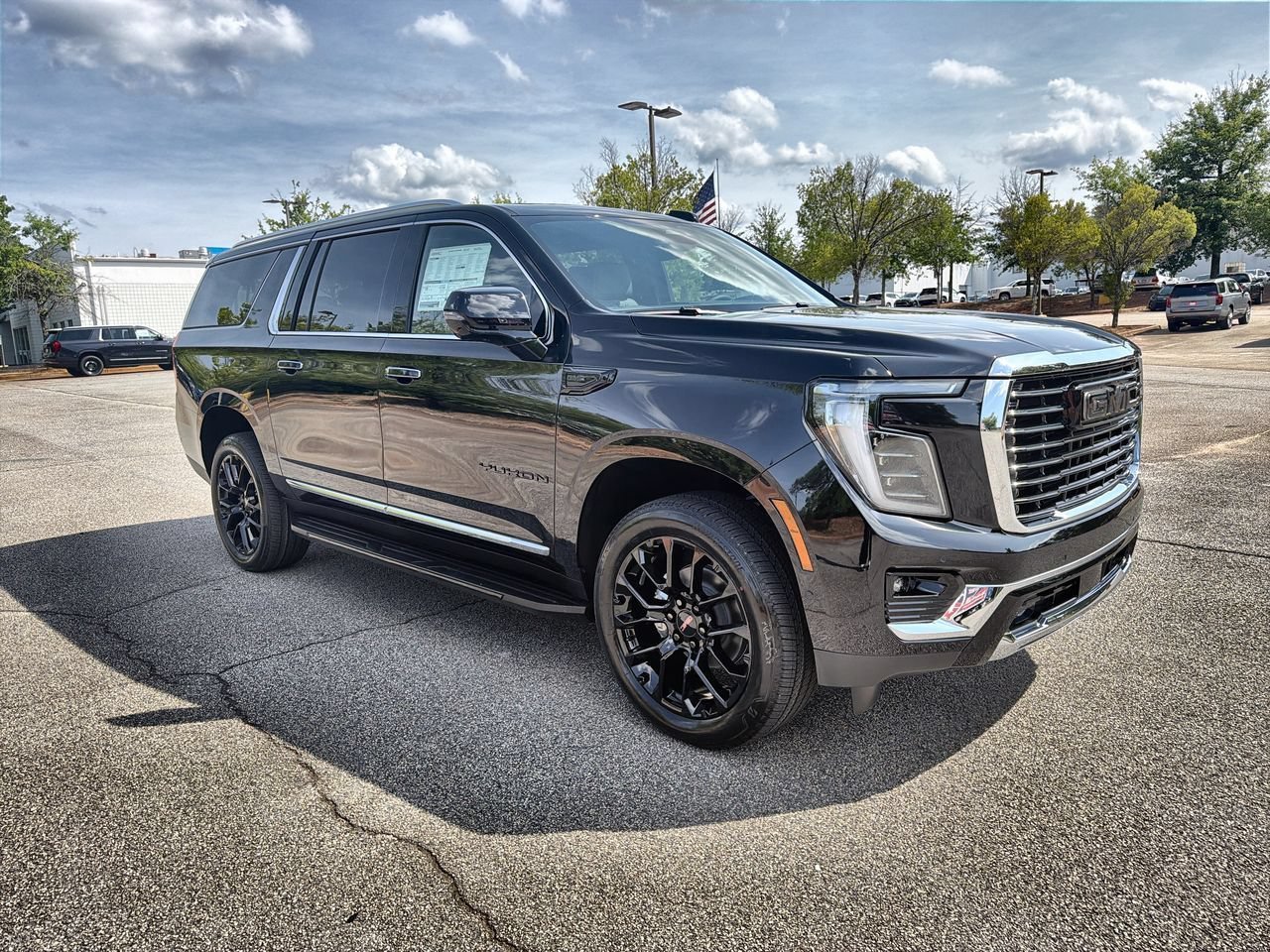 2026 GMC Yukon XL Elevation - Photo 2