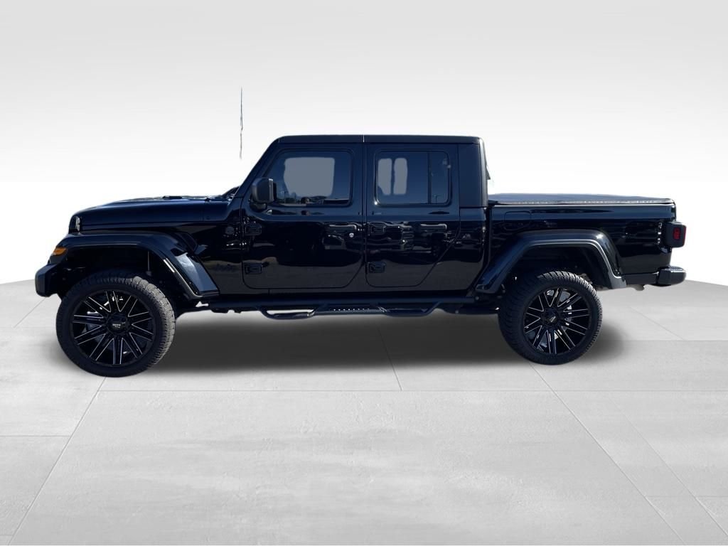 2023 Jeep Gladiator Sport photo 2