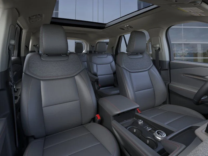 New 2026 Vapor Blue Metallic Ford Active image 10
