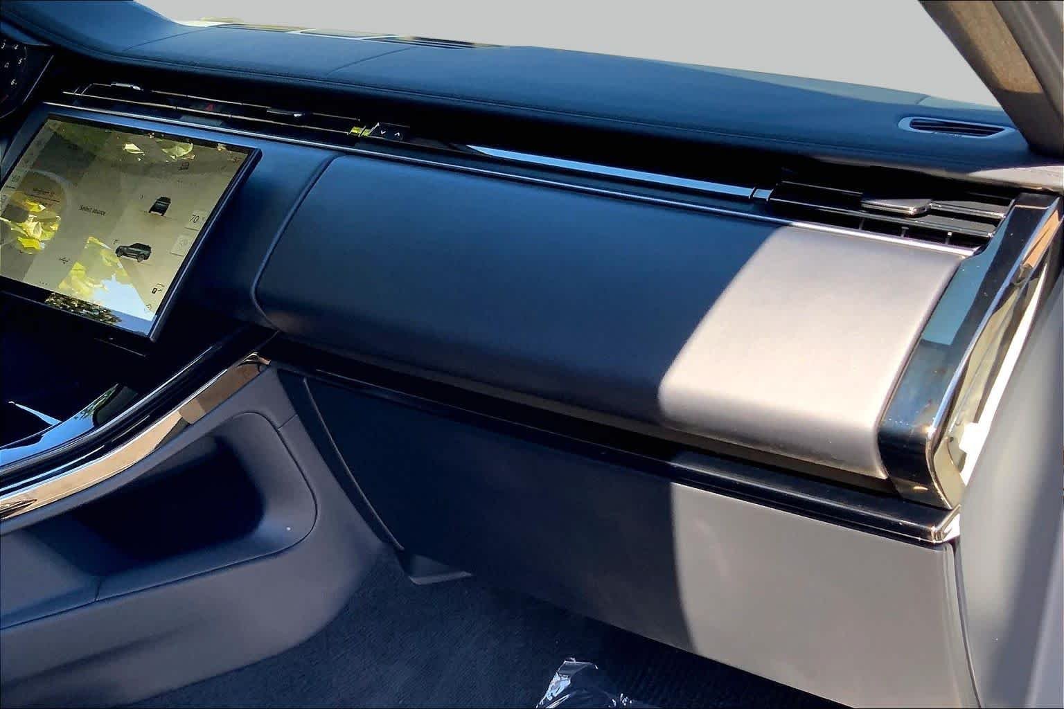 2024 Land Rover Range Rover Sport SE - Photo 17