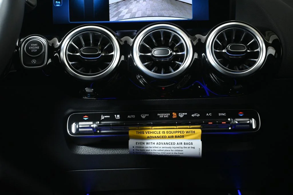 New 2026 White Mercedes-Benz GLA 250 image 22