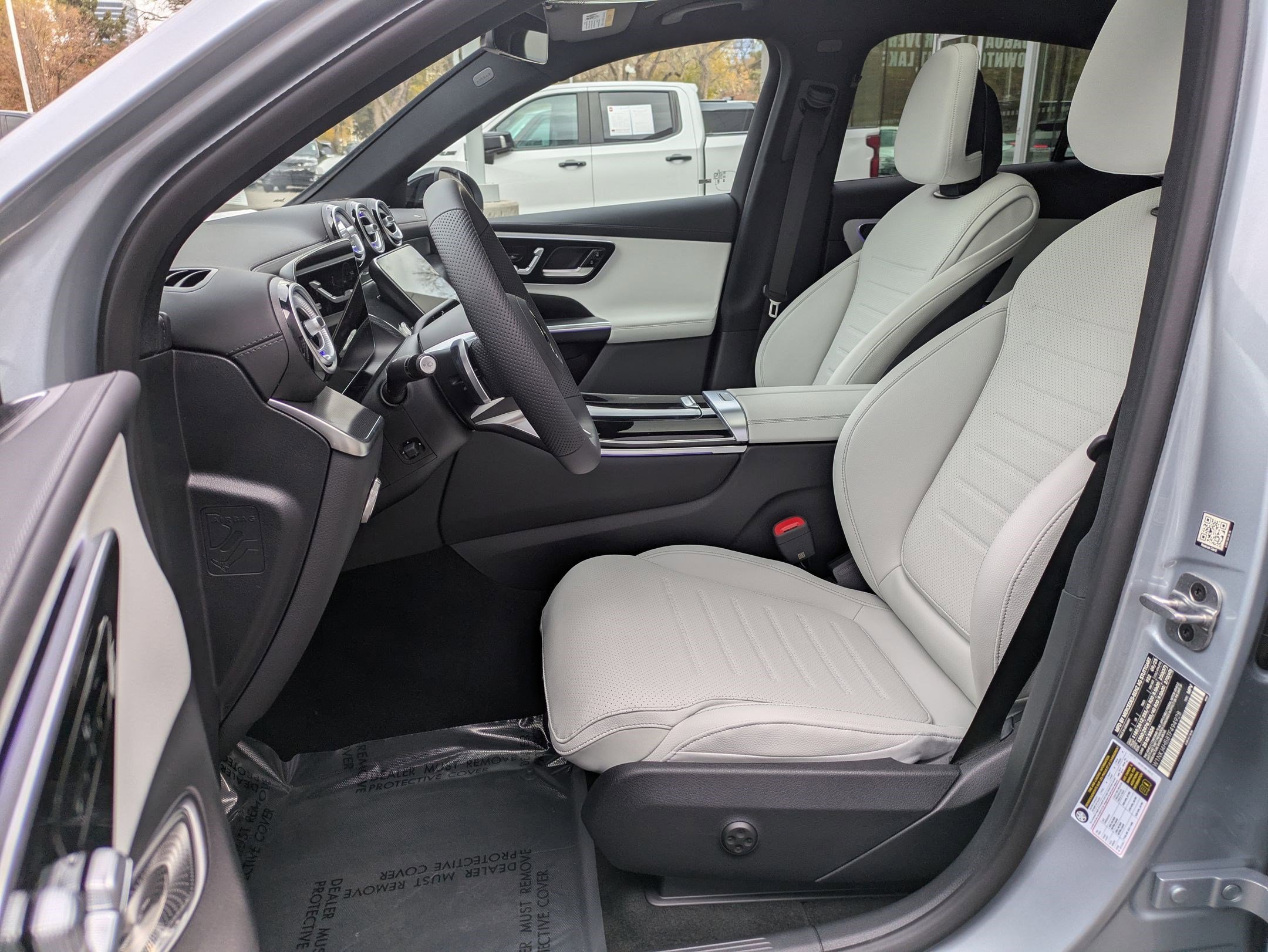 New 2026 Cirrus Silver Metallic Mercedes-Benz GLC 300 image 16