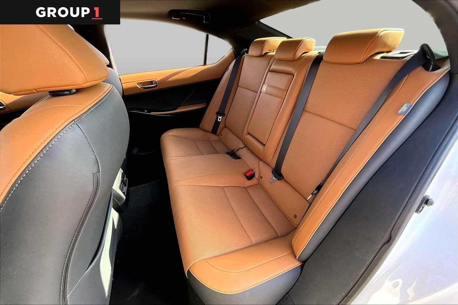 Certified Used 2025 Ultra White Lexus F SPORT Design image 18