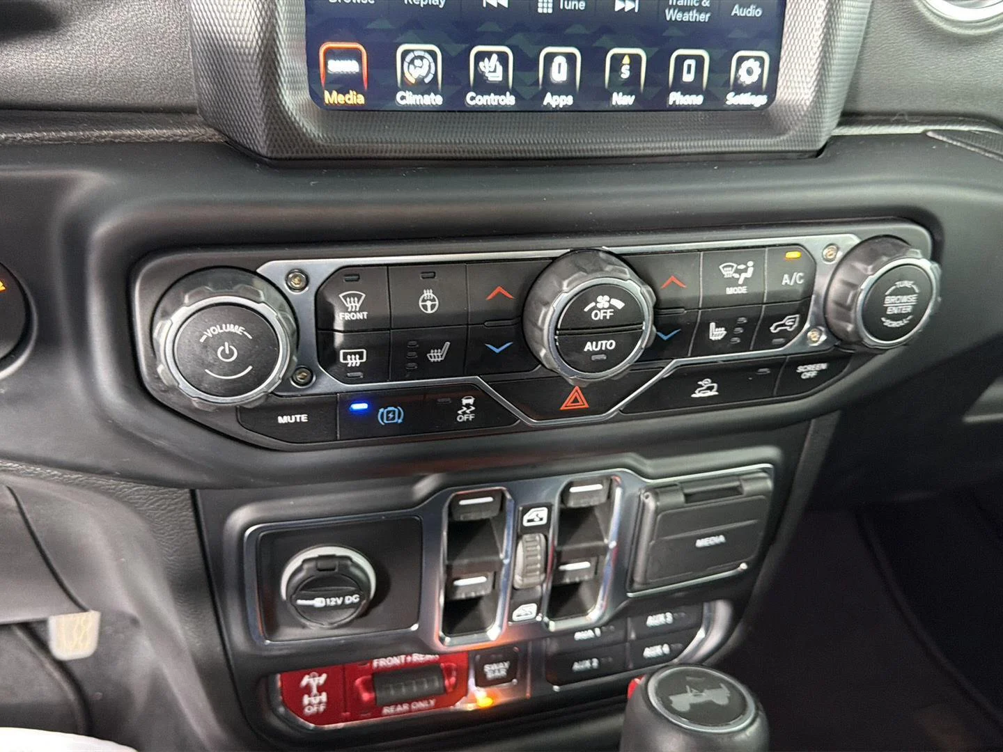 Used 2023 Black Clearcoat Jeep Rubicon image 40