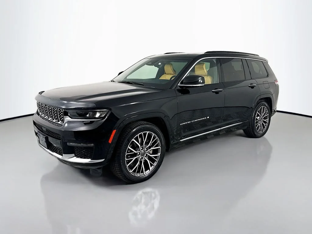 2024 Jeep Grand Cherokee L Summit Reserve 4x4's photo