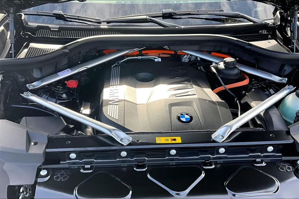 New 2026 BMW X5 xDrive50e 4D Sport Utility