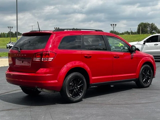 Used 2020 Red Dodge SE image 7