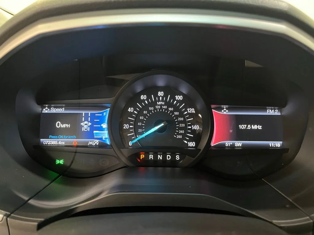 Used 2020 Silver Ford SEL image 21