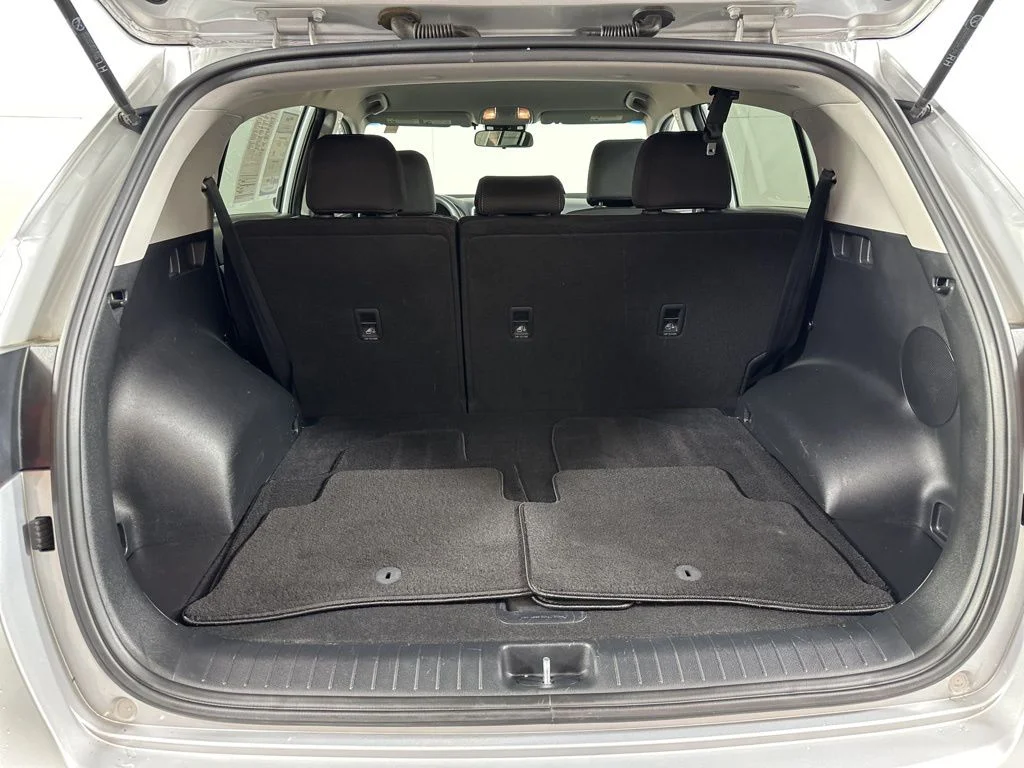 Used 2021 Silver Kia LX image 18