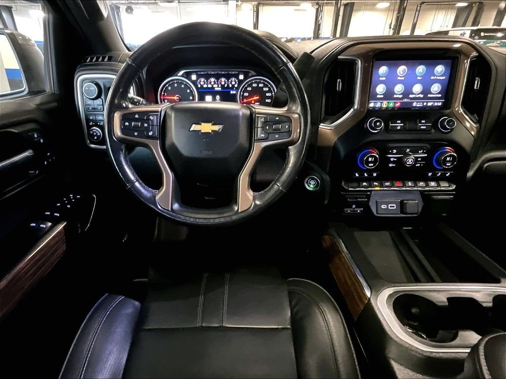 Used 2022 Gray Chevrolet High Country image 17
