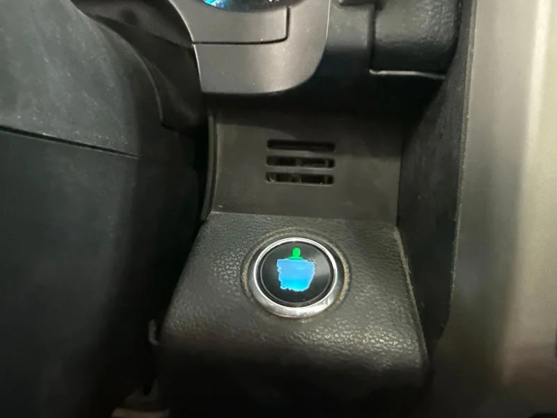 Used 2019 Gray Ford Lariat image 27