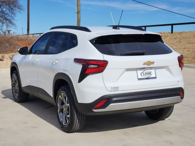 2026 Chevrolet Trax LT - Photo 6