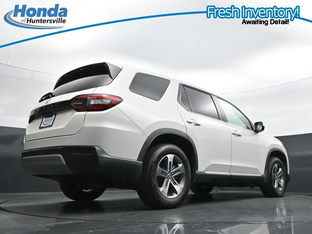 Used 2025 Platinum White Pearl Honda EX-L image 35