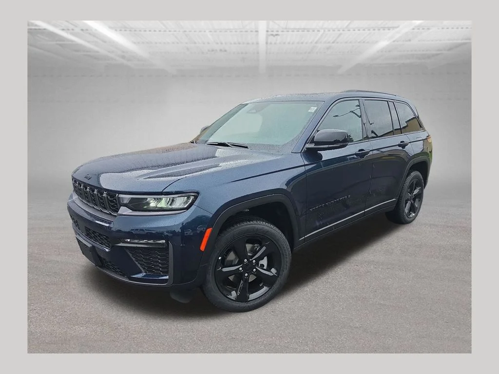 New 2026 Fathom Blue Pearl-Coat Exterior Paint Jeep Limited image 1