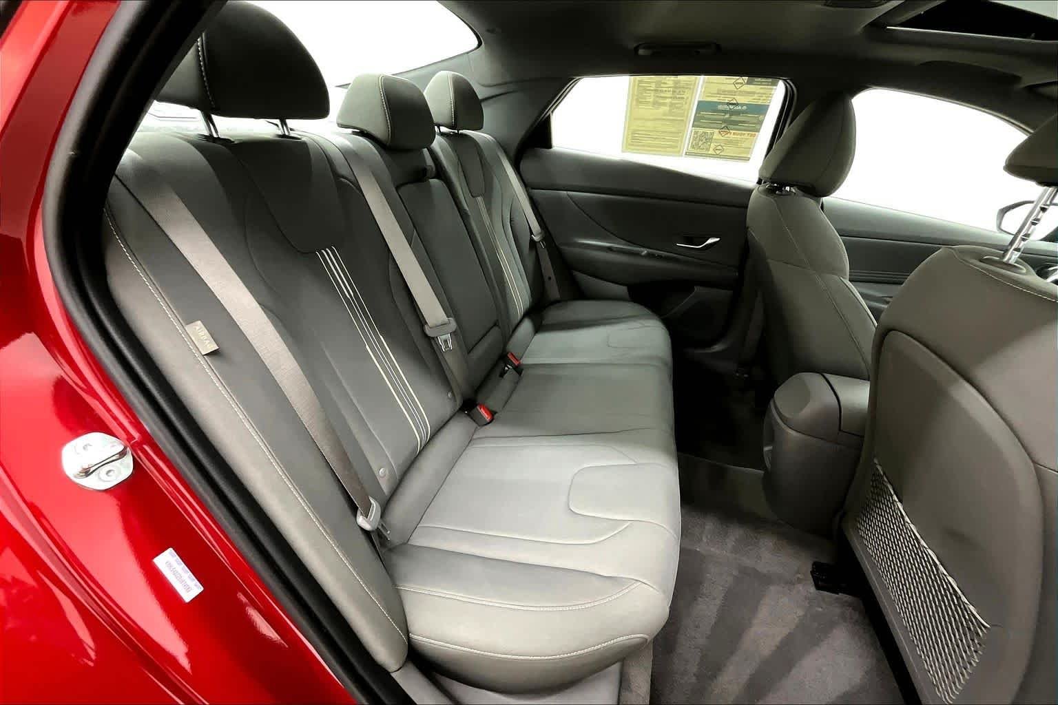 Used 2025 Ultimate Red Hyundai SEL Convenience image 20
