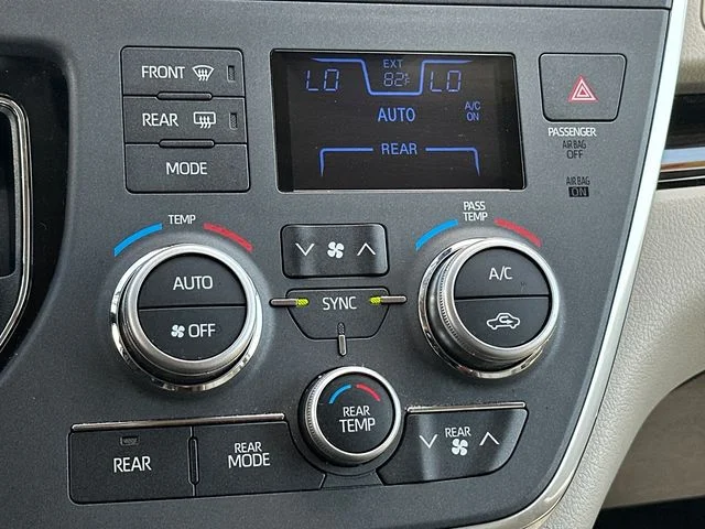 Used 2019 Gray Toyota XLE image 22