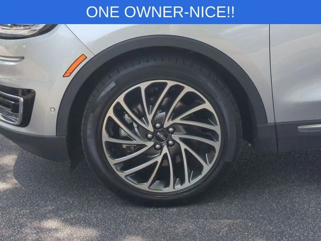 Used 2020 Silver Lincoln Reserve image 10