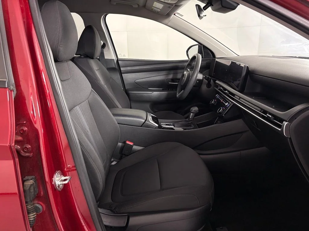 Used 2025 Red Hyundai SEL image 43