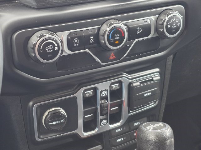 Certified Used 2018 Mojito! Clearcoat Jeep Sport S image 27