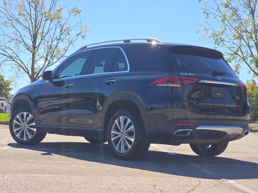 Used 2021 Black Mercedes-Benz GLE 350 image 16
