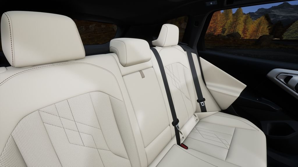 Used 2026 Mineral White Metallic BMW 30 xDrive image 35