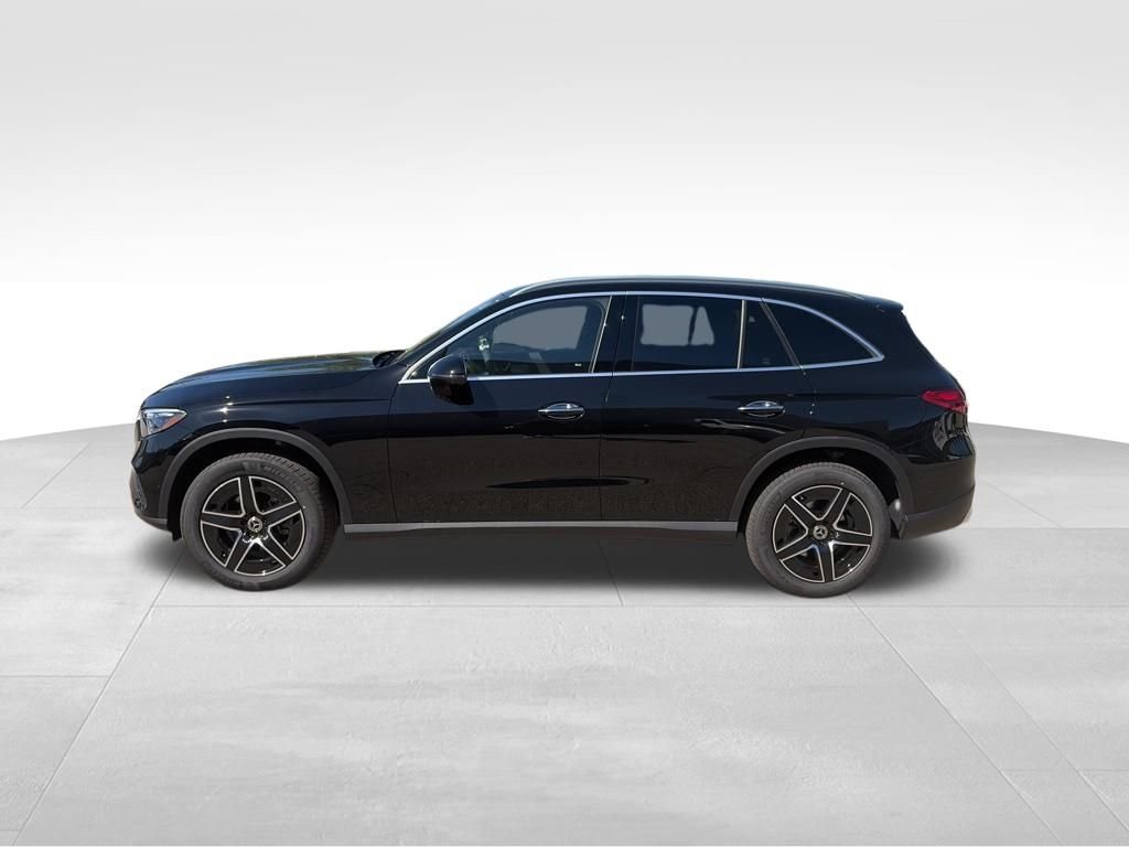 New 2026 Black Mercedes-Benz GLC 300 image 2