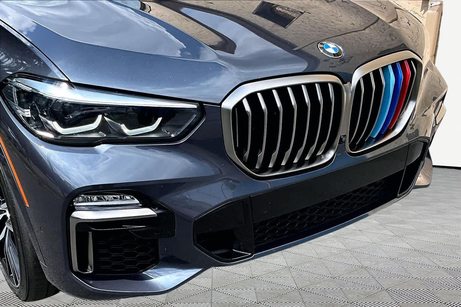 Used 2021 Arctic Gray Metallic BMW M50i image 30